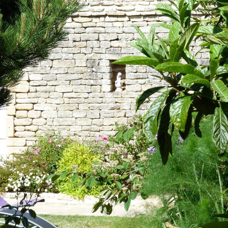 Clos De La Valette Fontaine-Henry Exterior photo